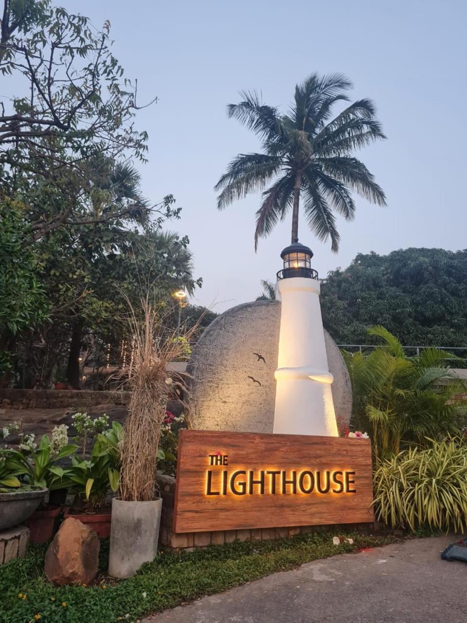 The Lighthouse - Formerly Known As Utan Sea Resort Thane Exterior foto